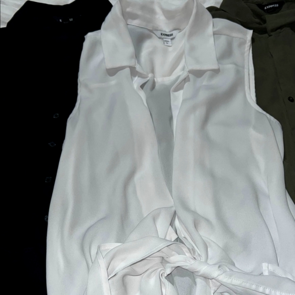 Express Women's Sleeveless White Top deal of beautiful.prices of 1
